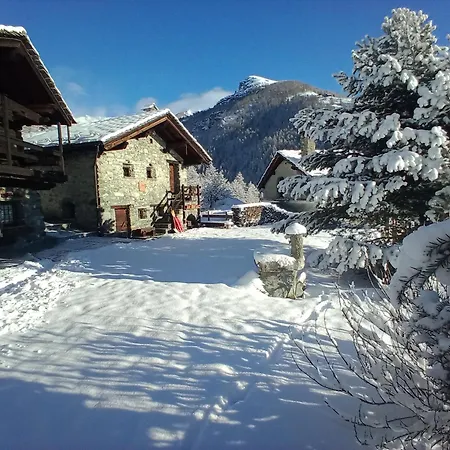 Chalet Quota 1800 Chalé *